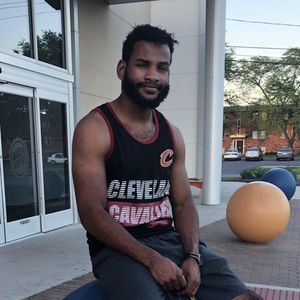 Meet your Posher, Travis